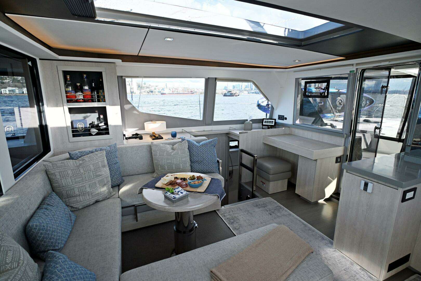 2020 Leopard 45 - Image 5