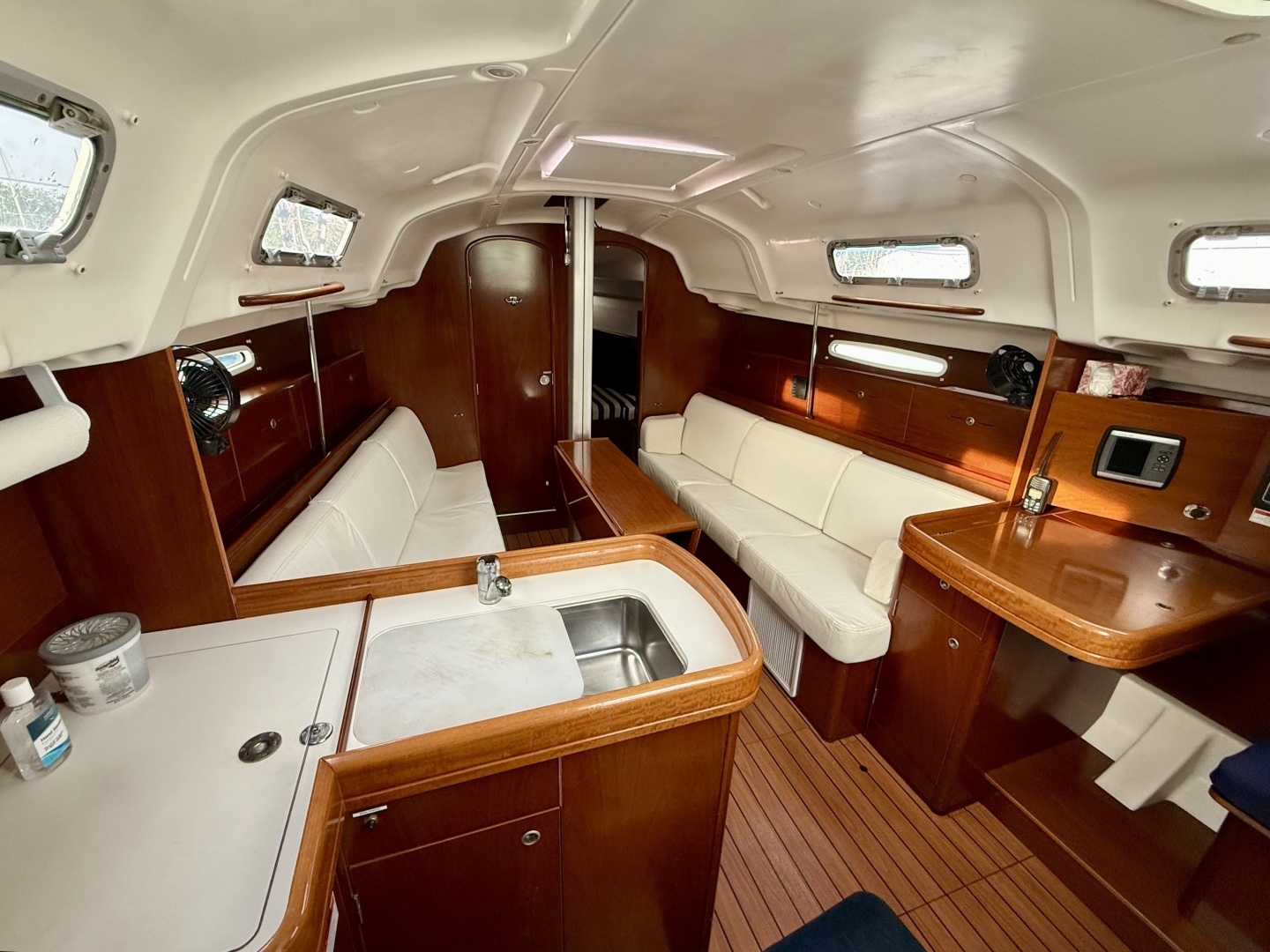 2005 Beneteau First 36.7 - Image 11