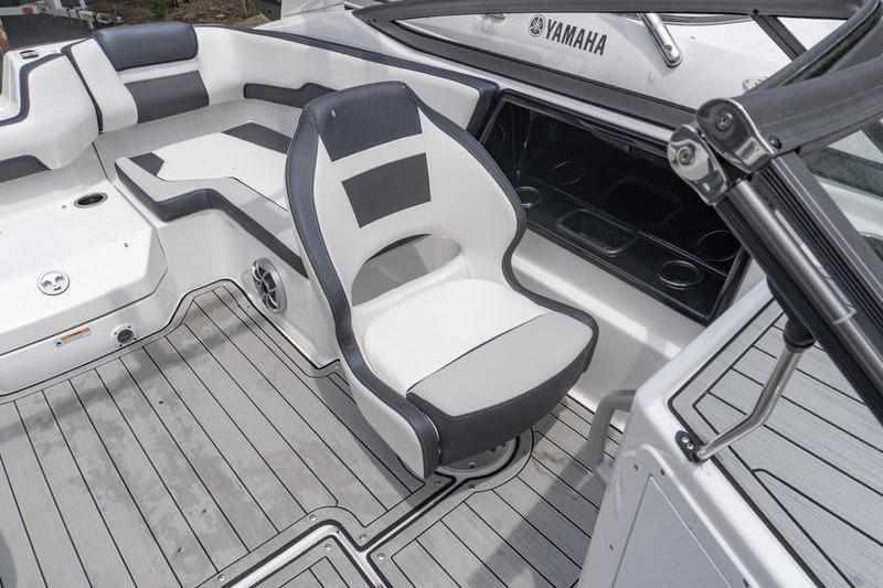 2021 Yamaha Boats 195S interior with sleek seating and modern design.