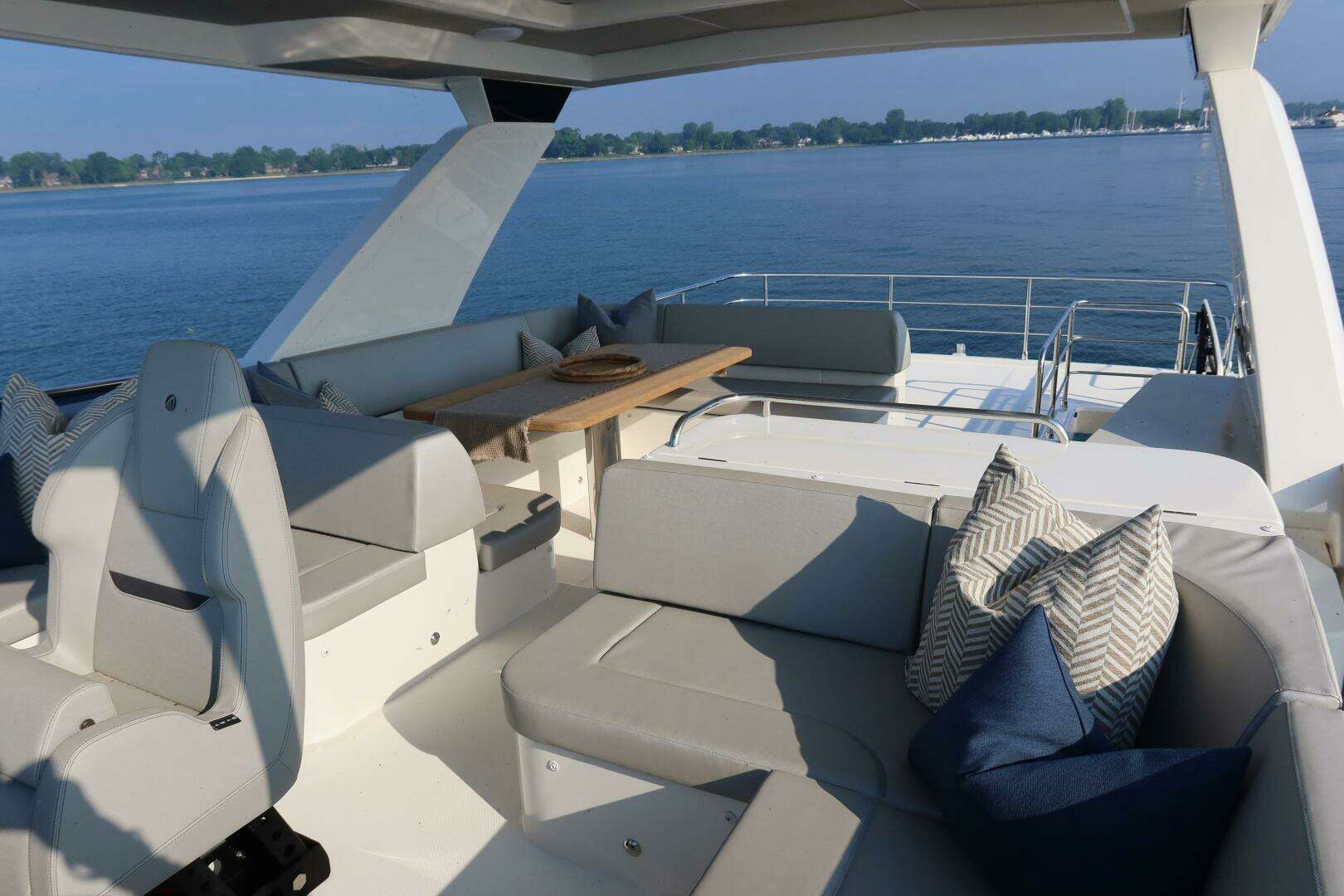 2026 Absolute 58 Navetta - Image 42