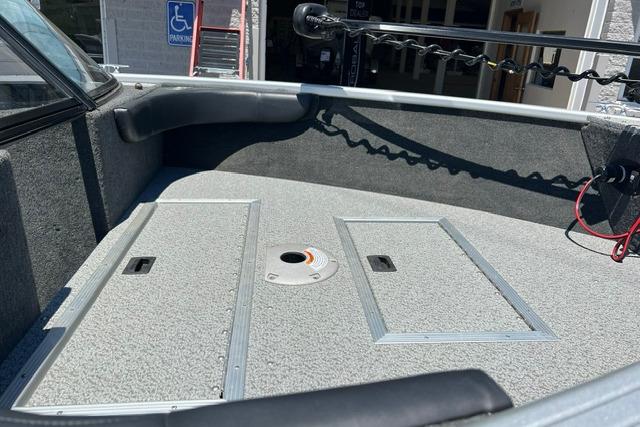 Interior view of a 2023 Starweld Fusion 18 DC boat deck.