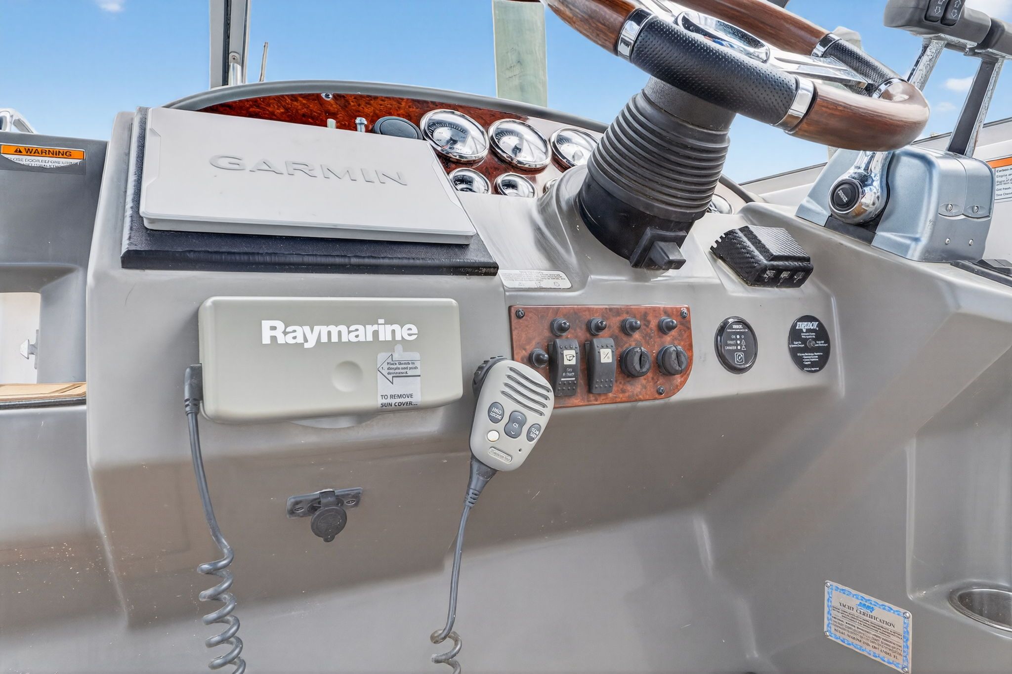 2007 Regal 2860 Window Express - 20