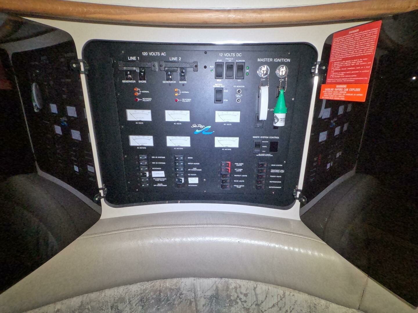 1995 Sea Ray 400 Express - Image 32