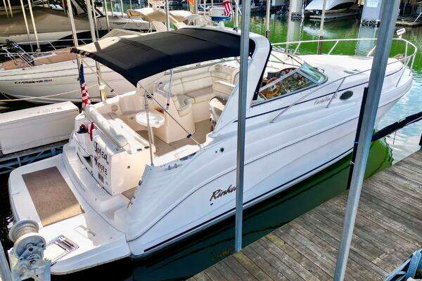 2004 Rinker 342 Fiesta Vee