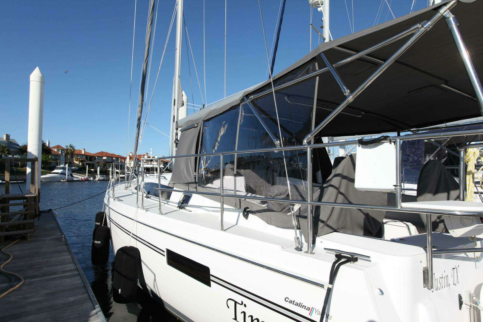 2025 Catalina 426 - Image 23