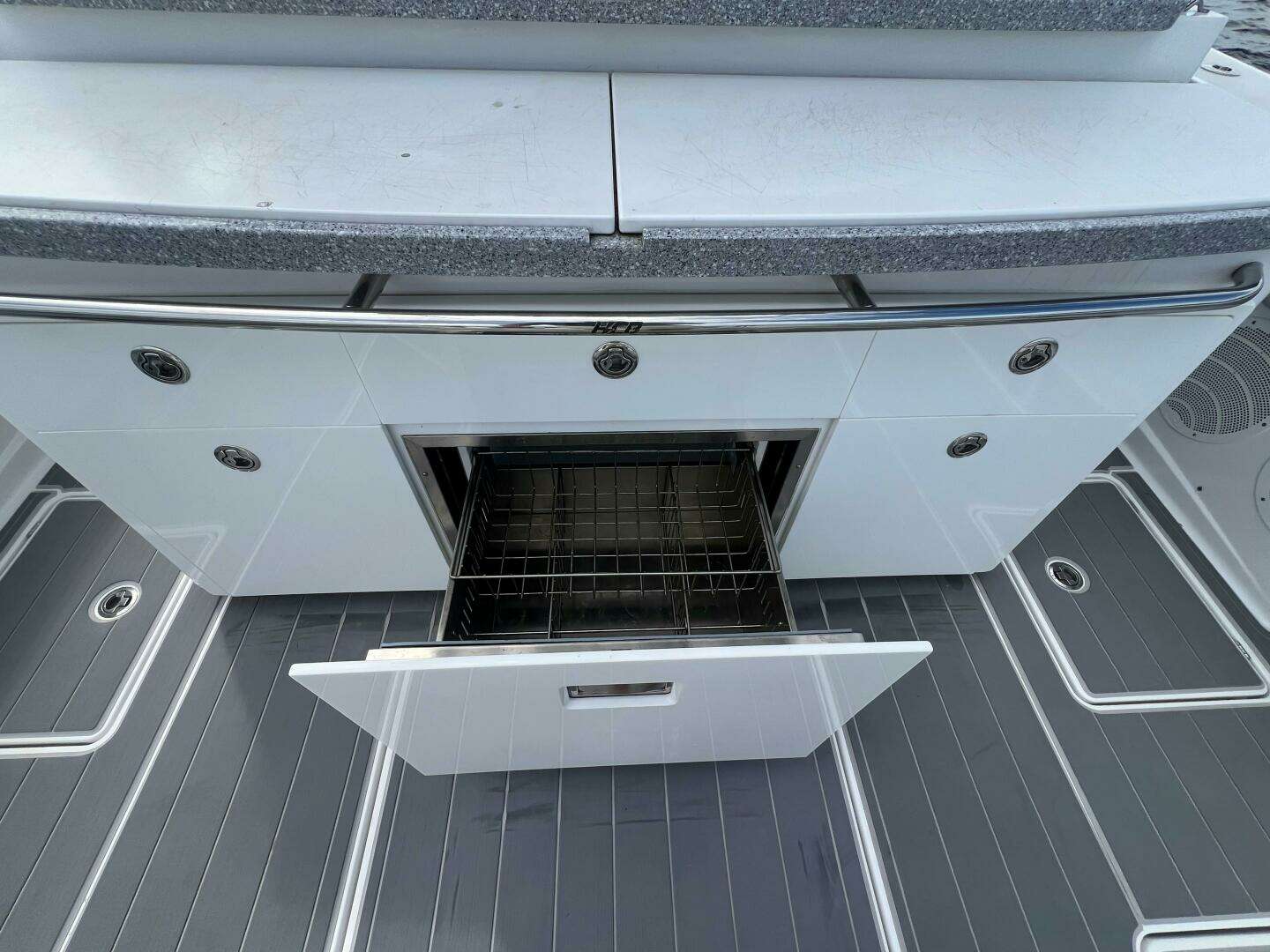 2020 HCB 53 Suenos - Image 12
