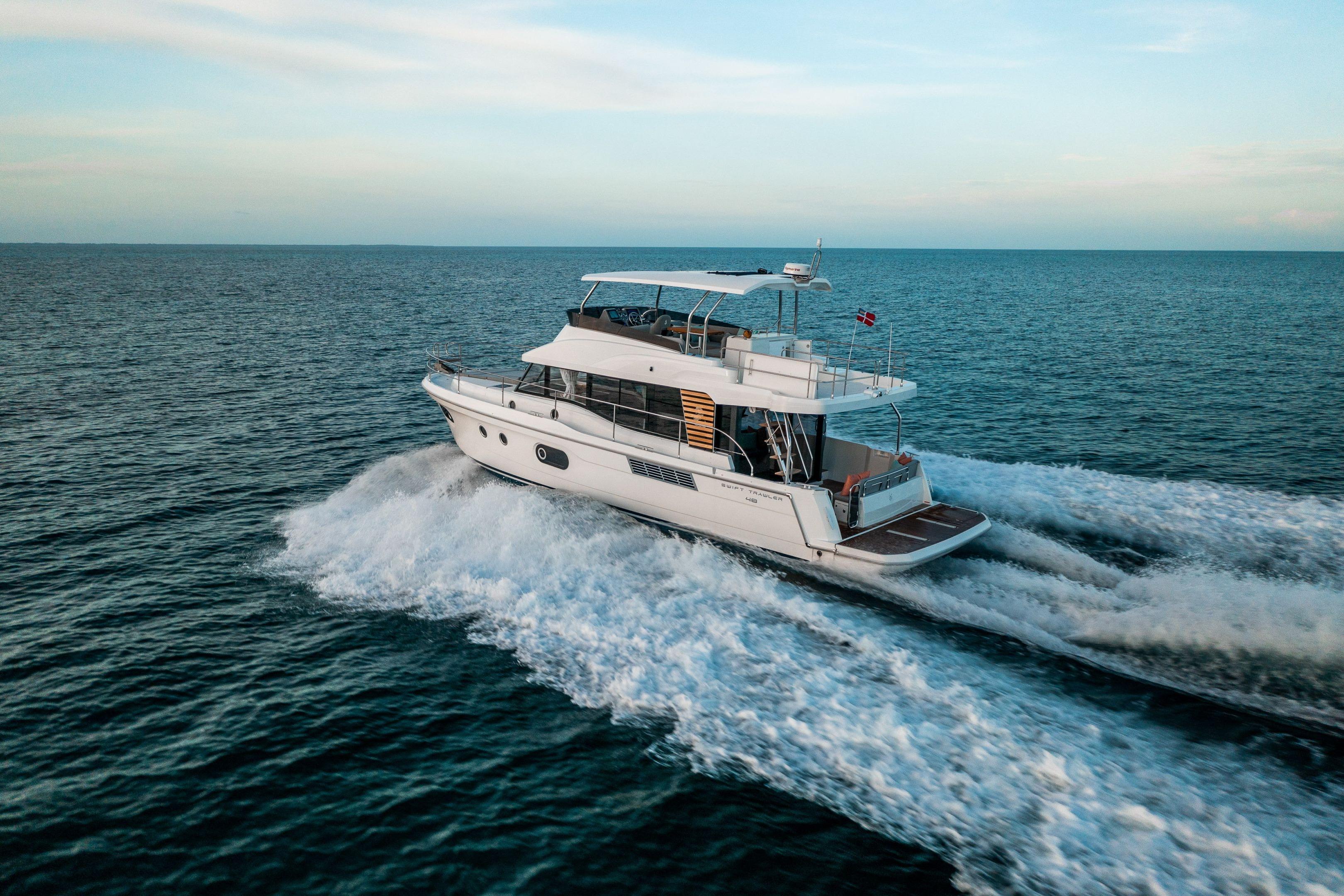 2026 Beneteau Swift Trawler 48