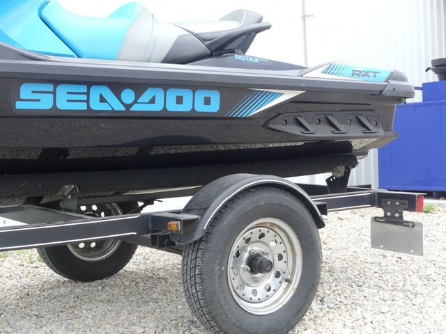 2019 Sea-Doo RXT - 10