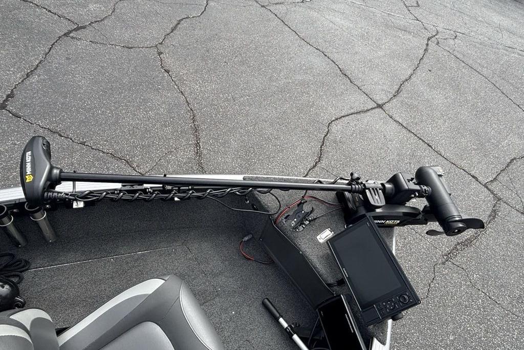 2021 Lund 1675 Adventure Sport boat with Minn Kota trolling motor and fish finder.