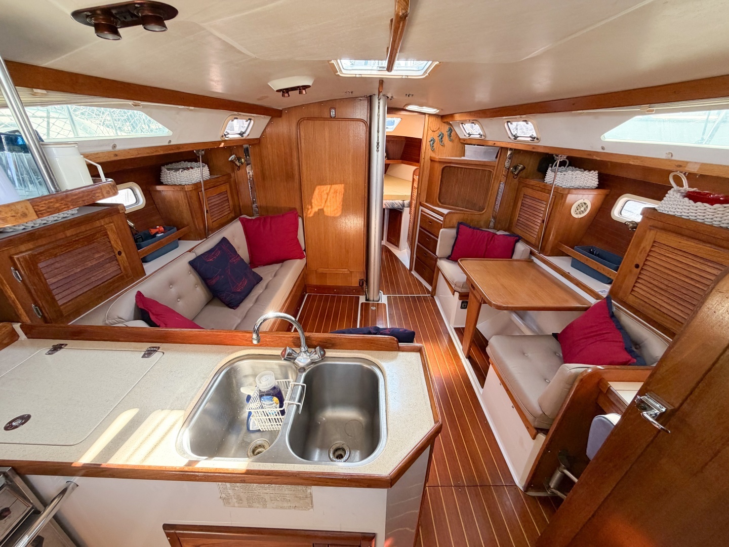 1996 Catalina 36 Mk II - Image 62
