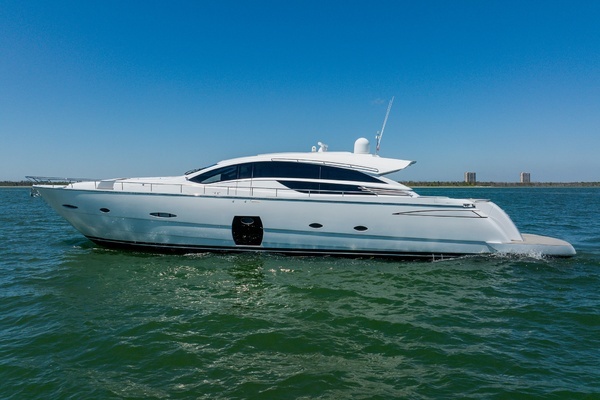 2010 Pershing 80