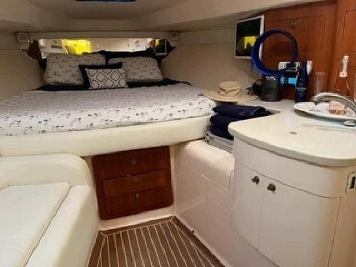 2001 Intrepid — - Image 19