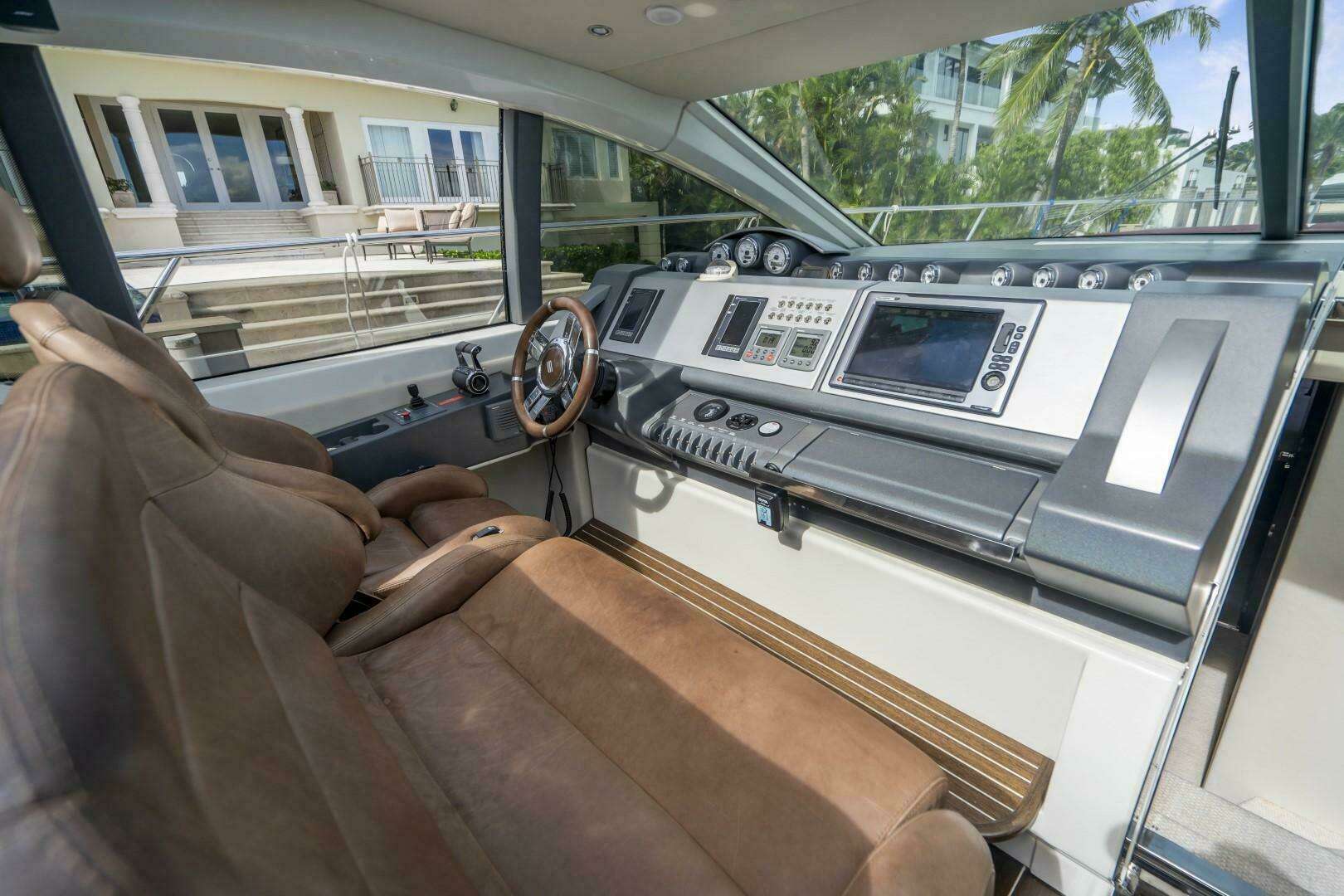 2007 Azimut 68S - Image 24