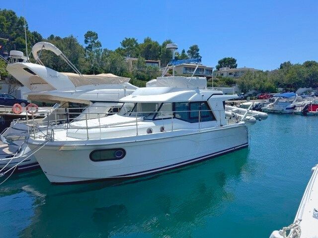 2019 Beneteau Swift Trawler 30