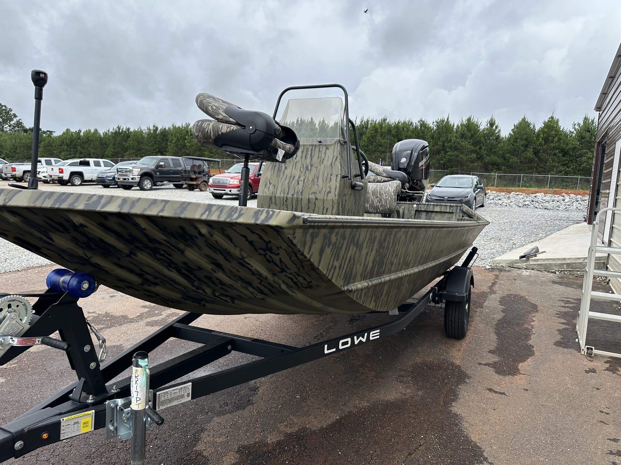 2026 Lowe Roughneck Center Console 1760 Pathfinder - 3