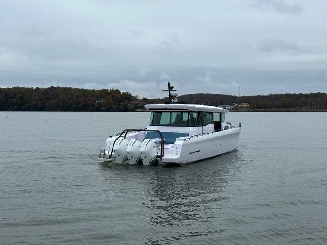 2024 Axopar 45 XC Cross Cabin - 2