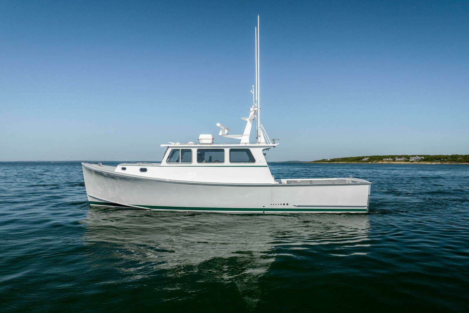 2025 Mussel Ridge 42 Downeast - Image 14