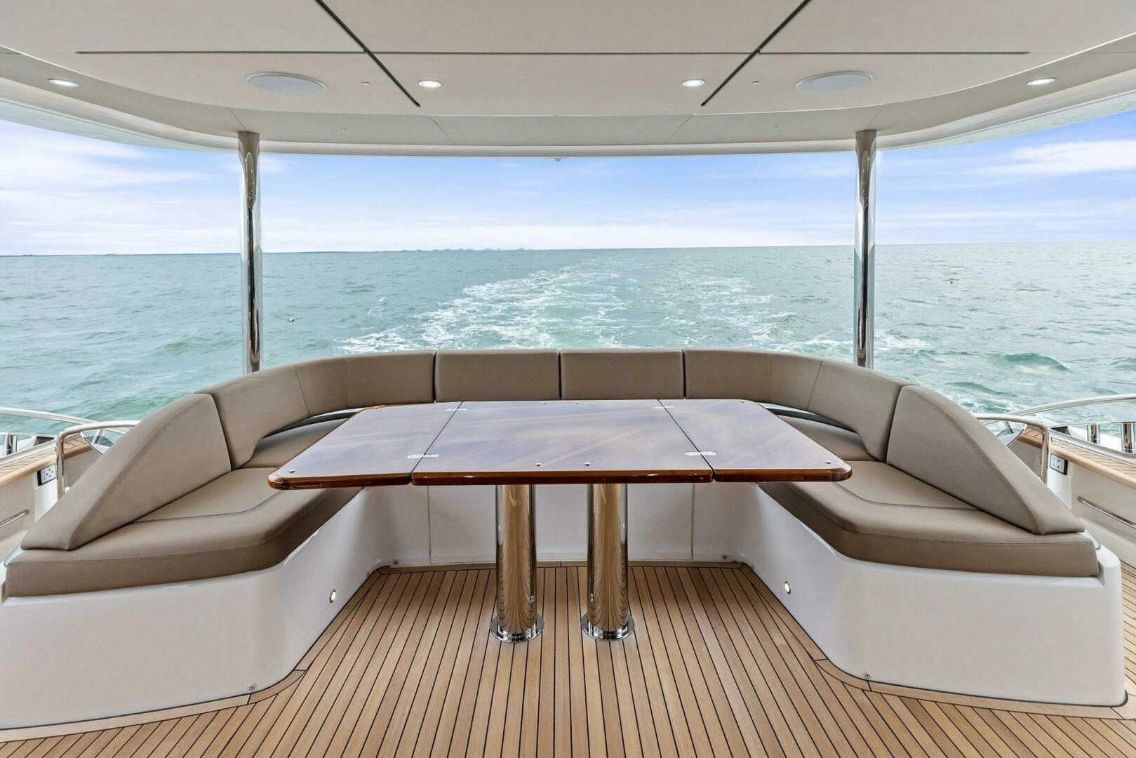 2024 Princess X80 - Image 87