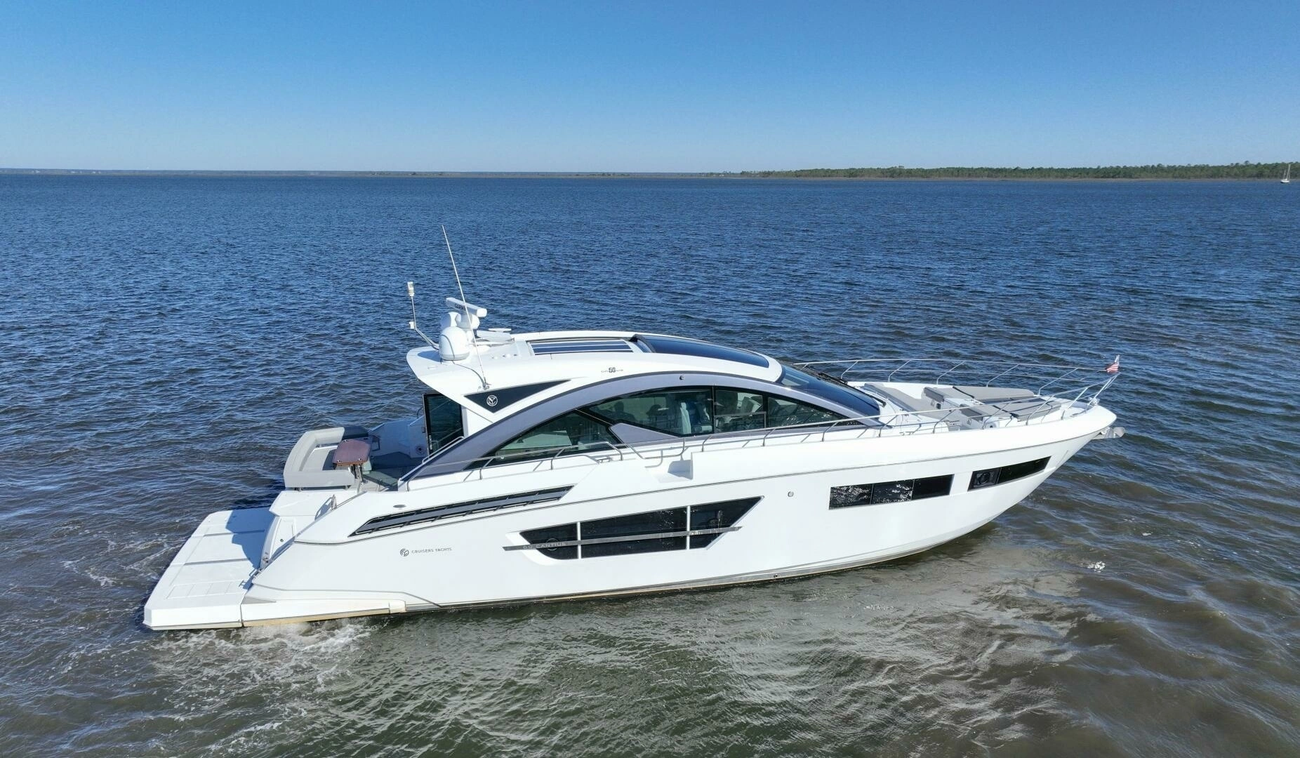 2020 Cruisers Yachts 60 Cantius - Image 57