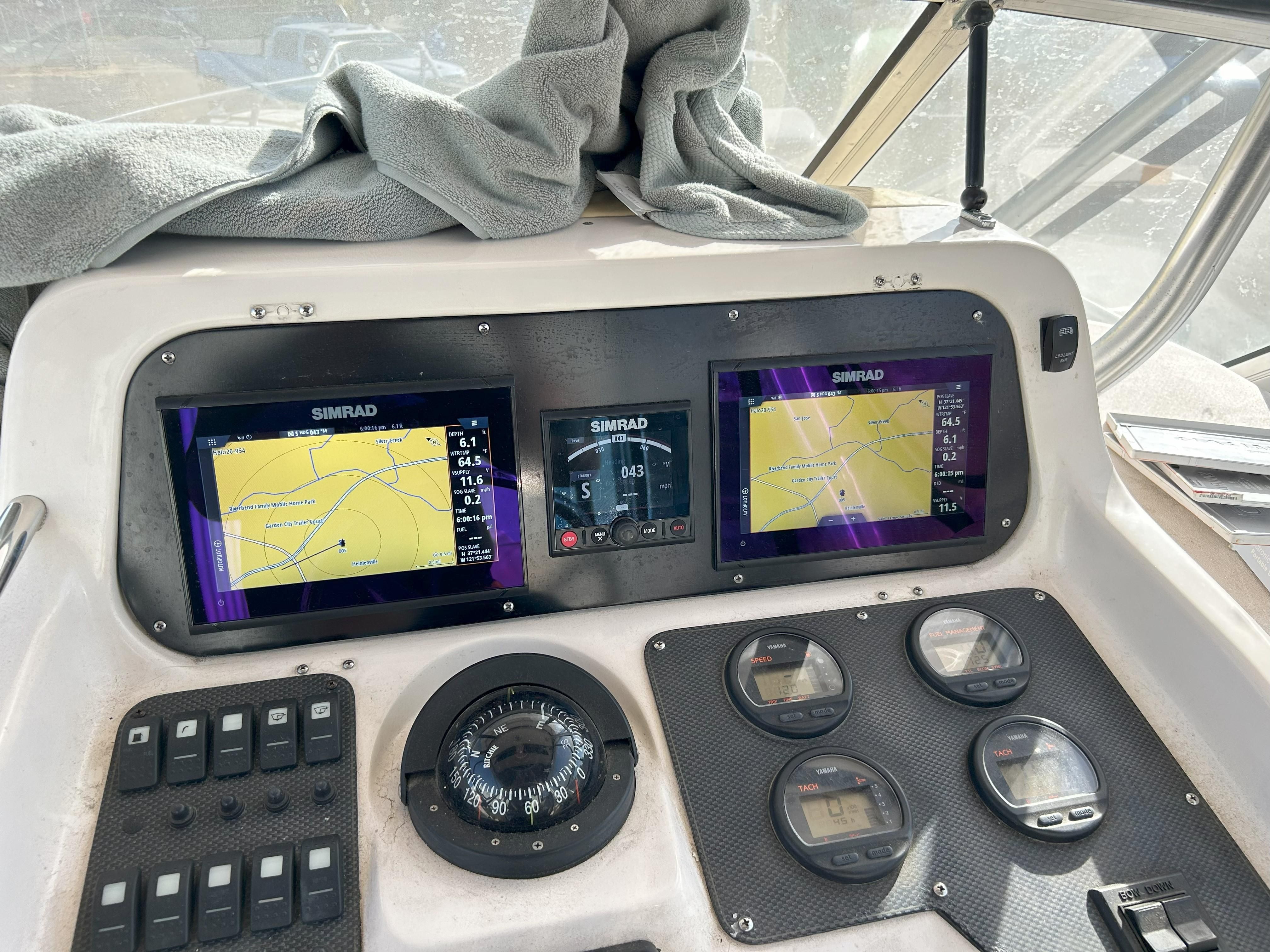 2003 Grady-White Express 265 - 18