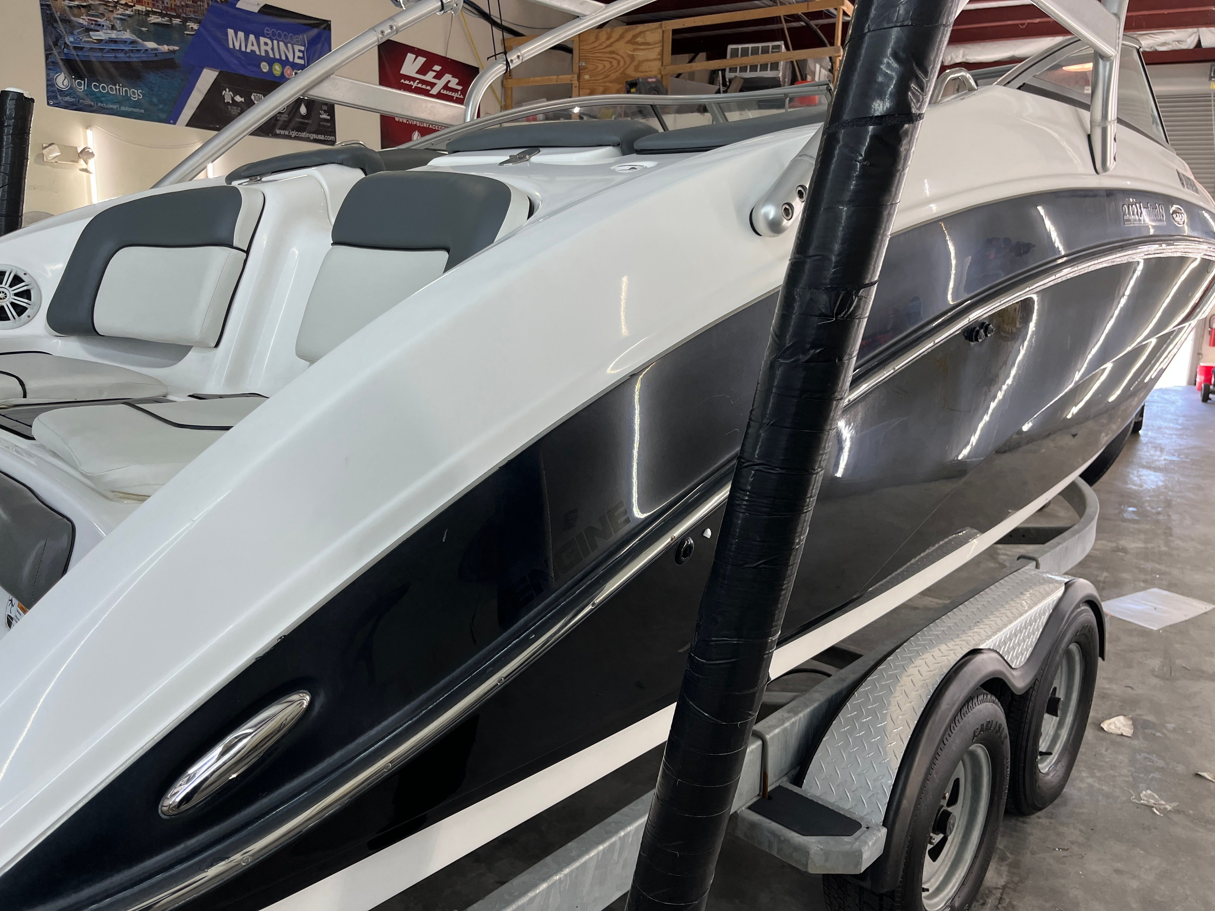 2011 Yamaha Boats 242 Limited S - 8