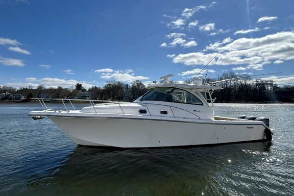 2018 Pursuit OS 385 Offshore