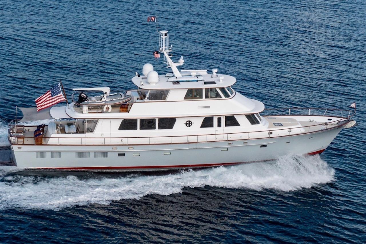 2003 New England Boatworks Enclosed Raised Pilothouse