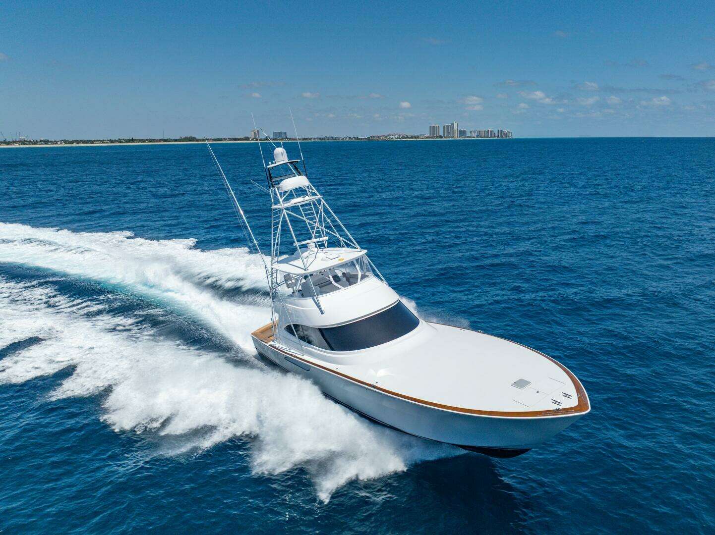 2026 Viking 74 Convertible - Image 12