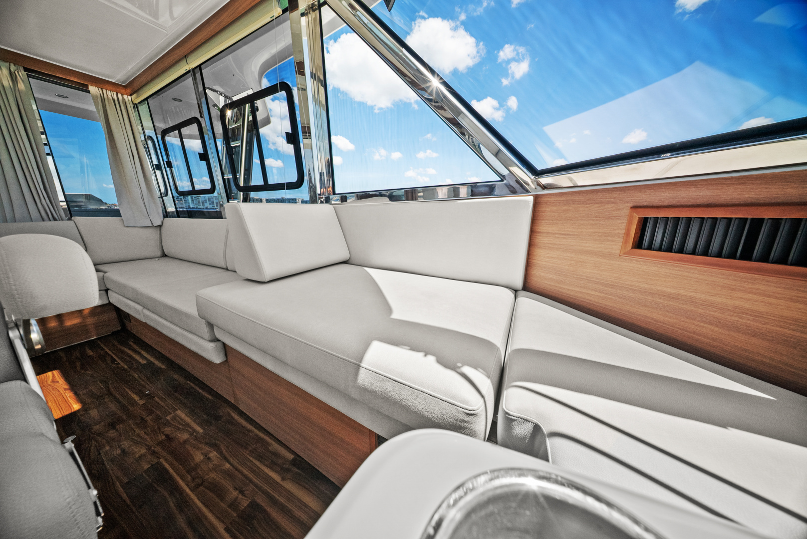 2026 Aquila 54 Yacht - Image 77