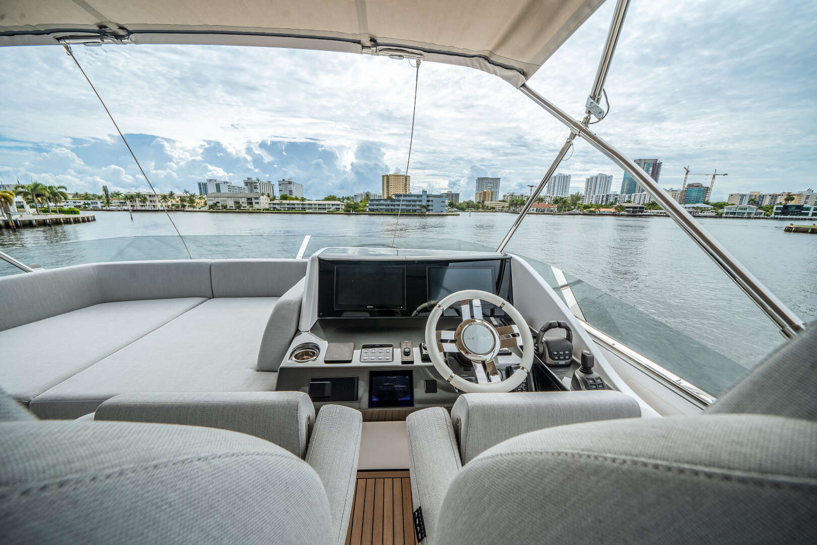 2026 Azimut S8 - Image 74