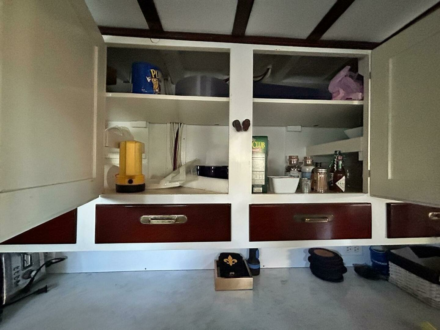 1930 Classic ACF 47'  Motor Yacht - Image 29