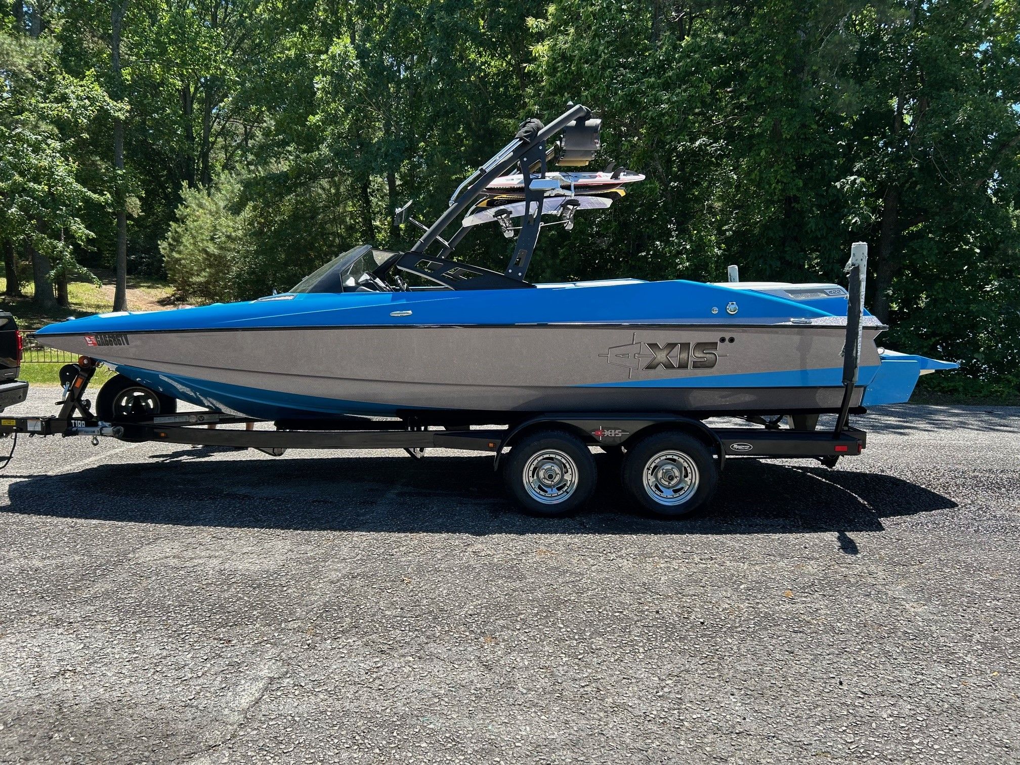 2014 Axis A22