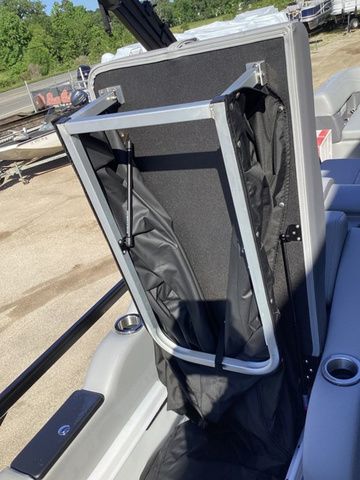 2026 SunCatcher Fusion 324SS - 54