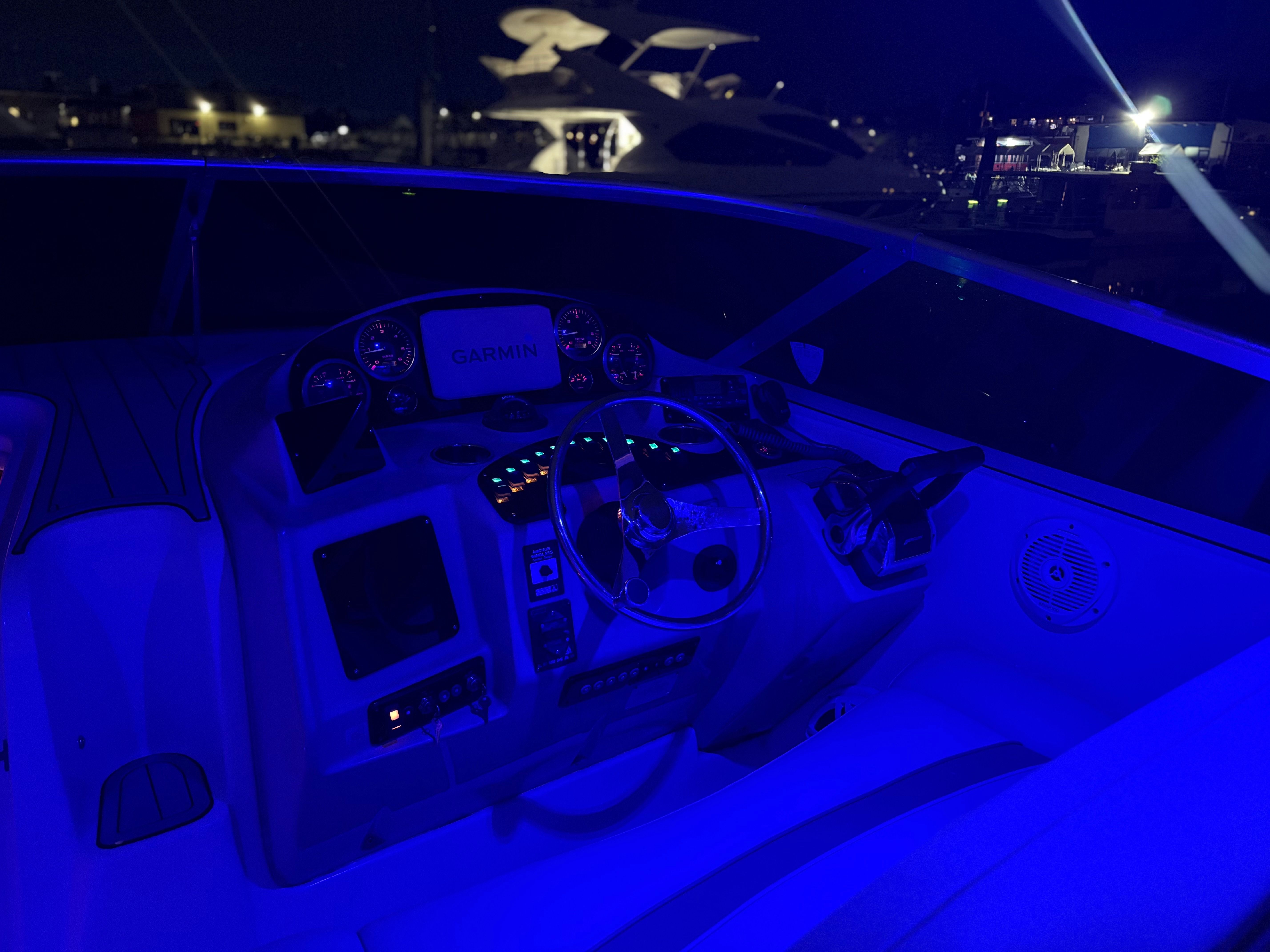 2002 Rinker Fiesta Vee 342 - 5