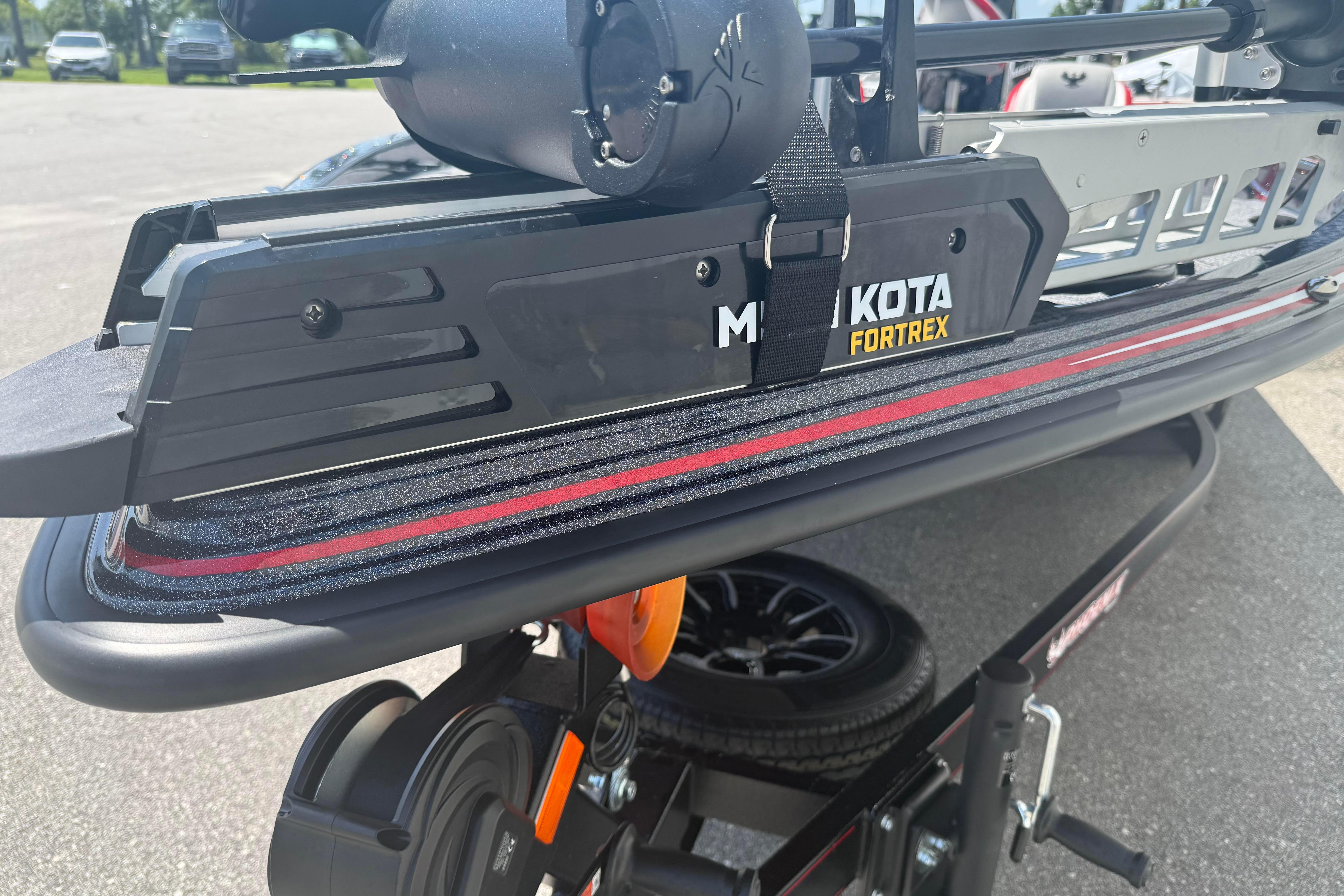 Close-up of Minn Kota Fortrex motor on Phoenix 819 ZXL boat, 2027 model.
