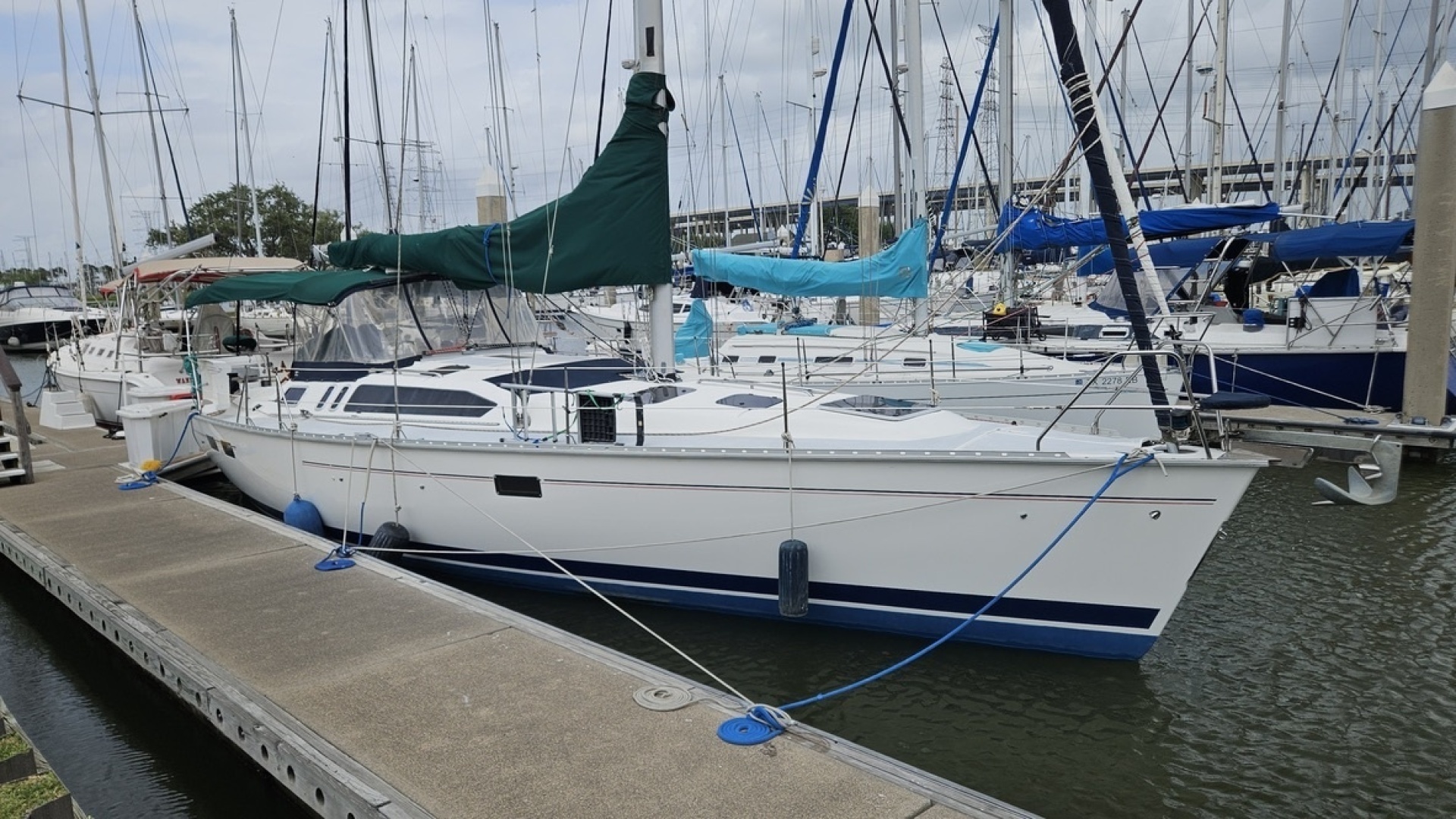 1996 Hunter Legend 40.5 - Image 2