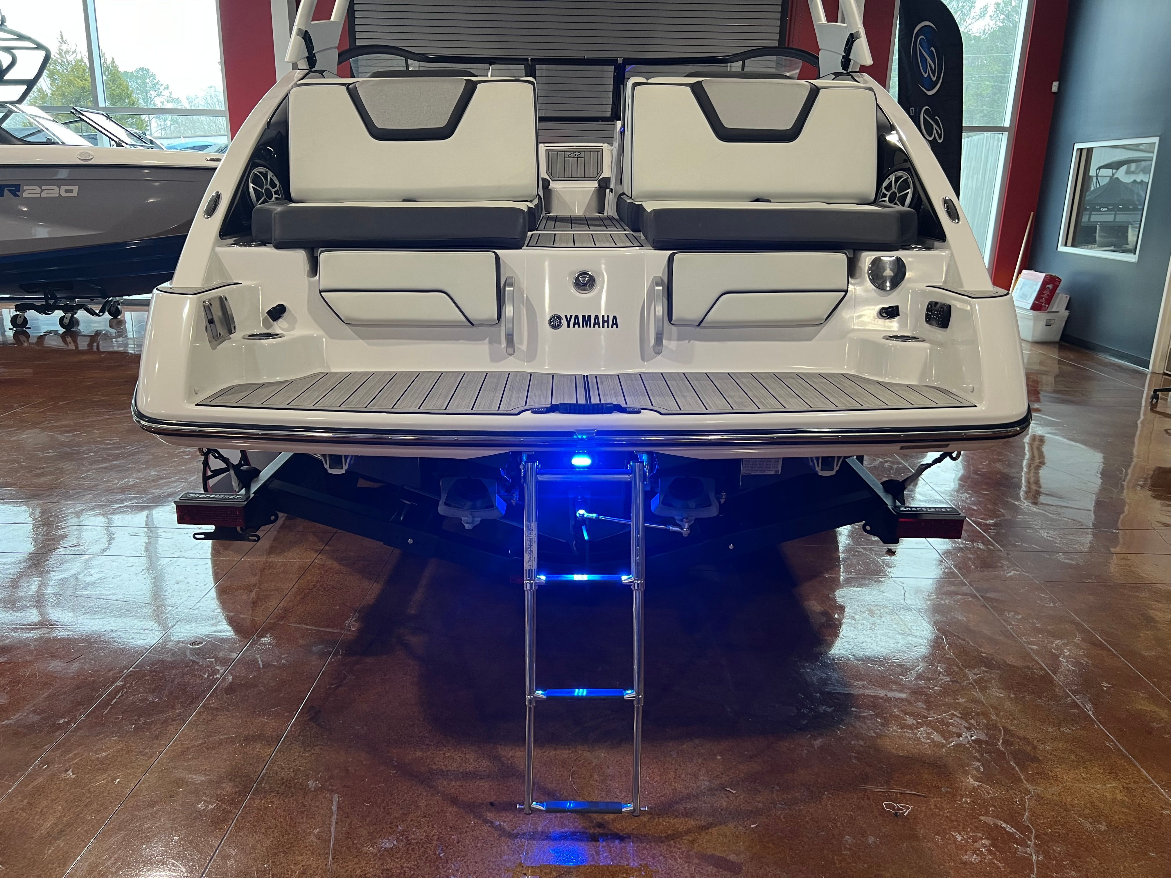 2023 YAMAHA 252 SD - Image 12