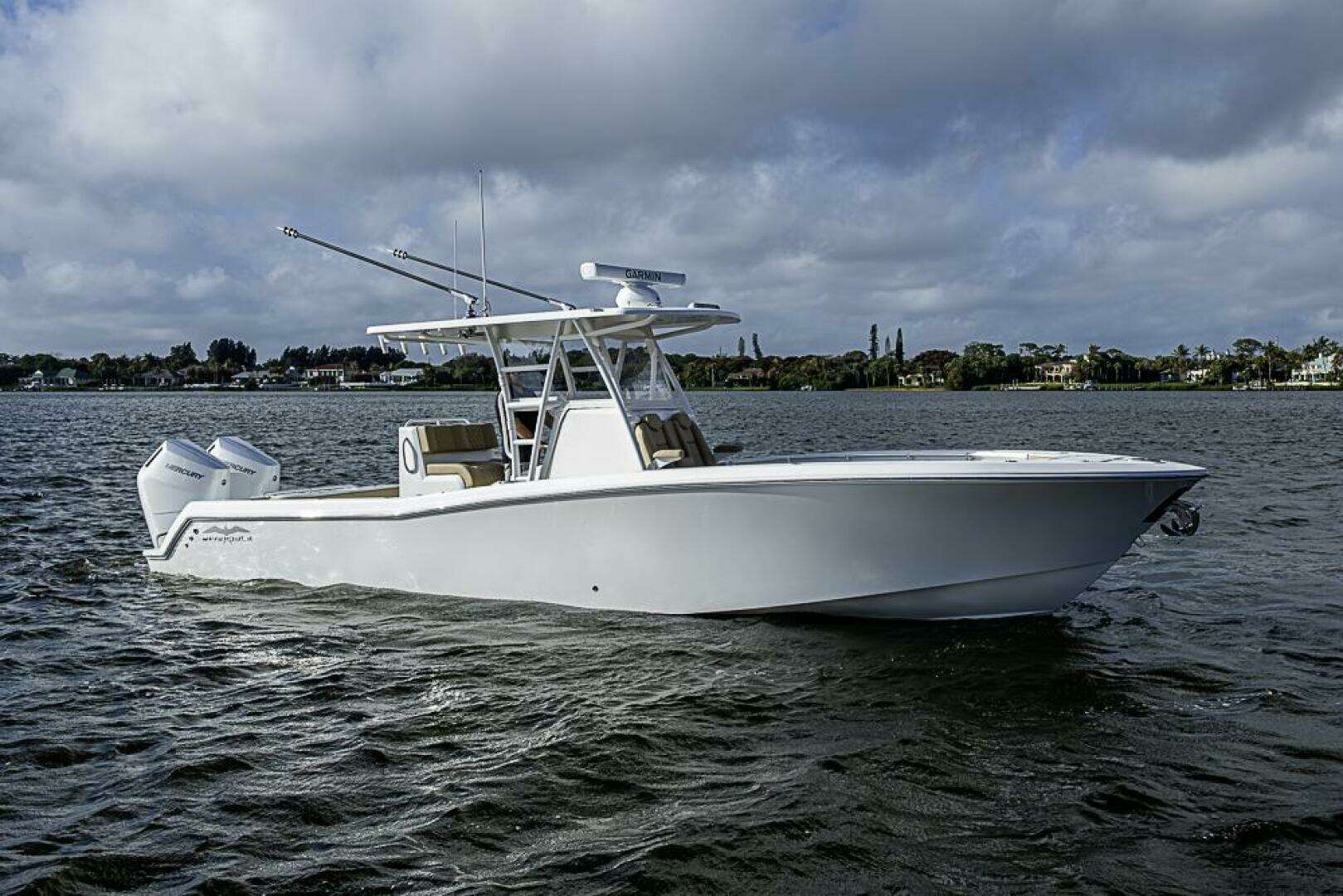 2023 Invincible 33 Open Fisherman - Image 2