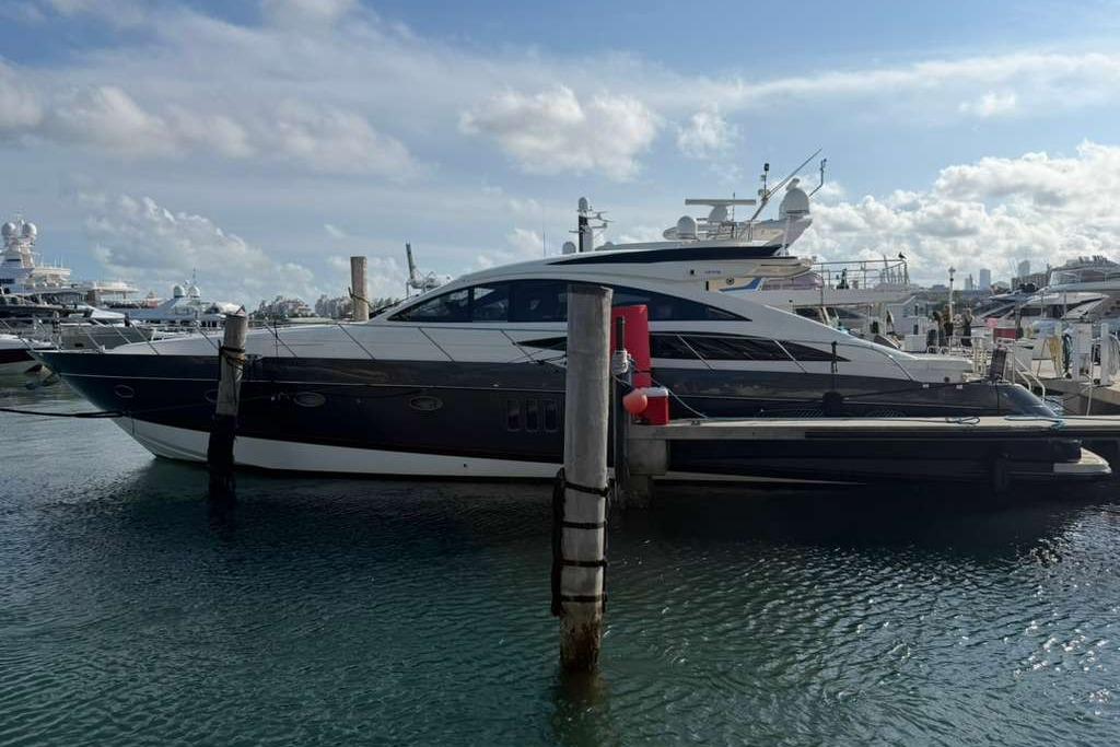 2005 Viking Princess V70 Express