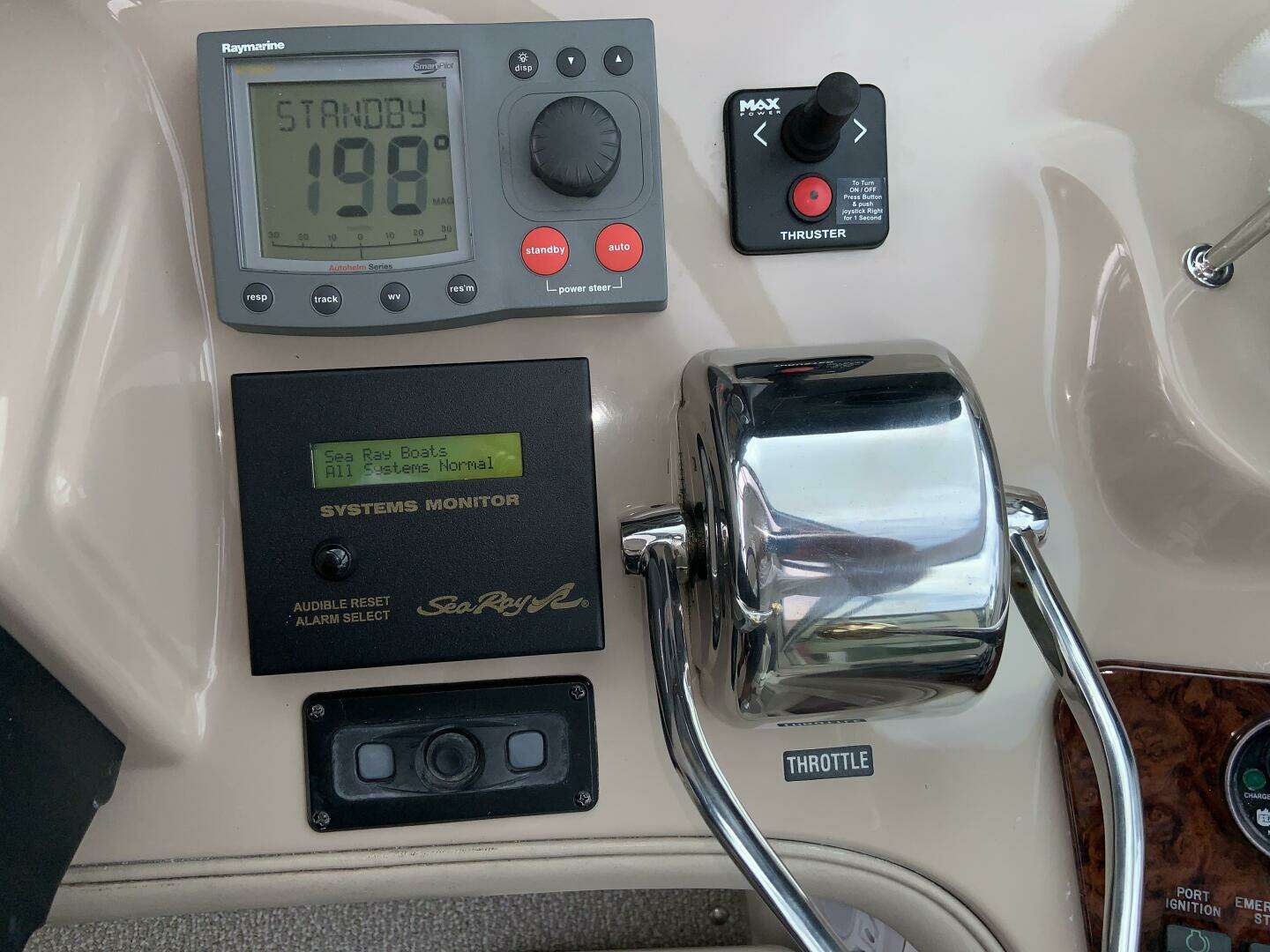 2005 Sea Ray 500 Sundancer - Image 36