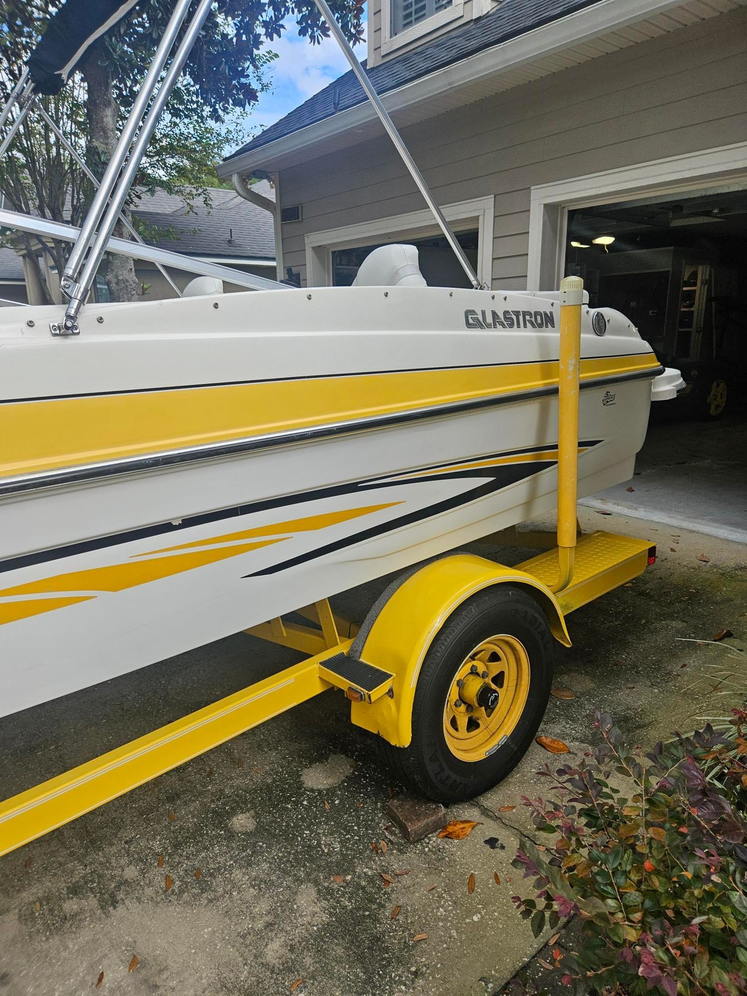 2007 Glastron GT 205 Ski & Fish - 13