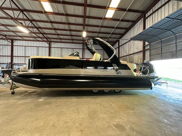 2023 Starcraft SX 23 Q DC