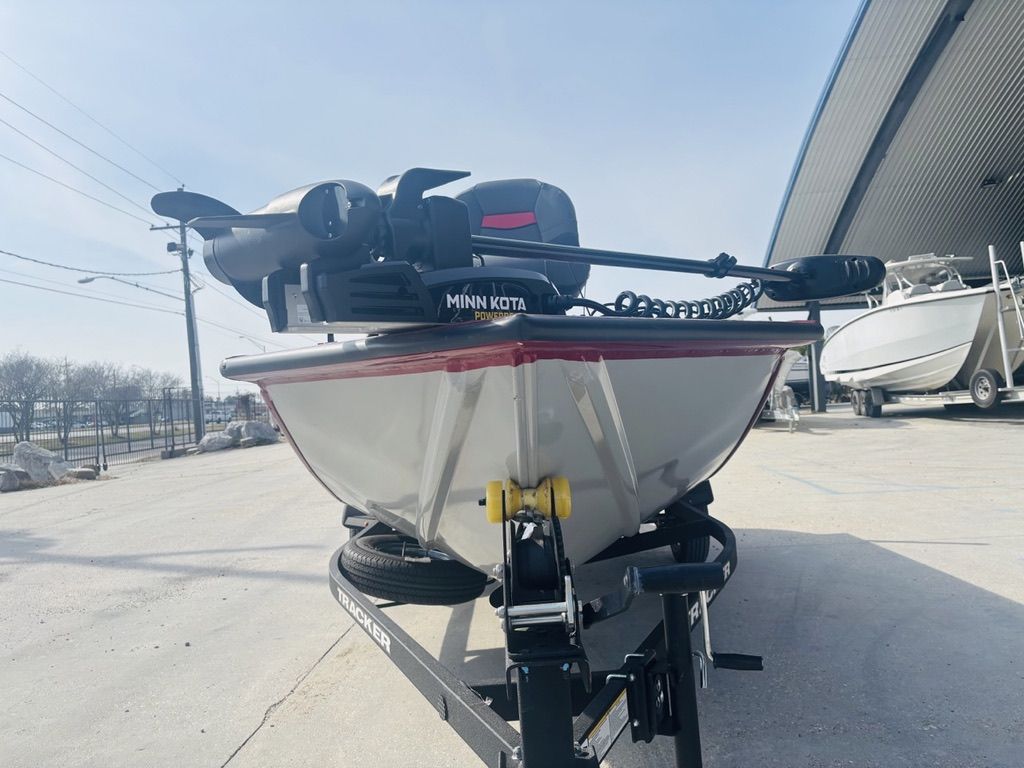2025 Tracker Pro Team 175 Crappie Edition - 2