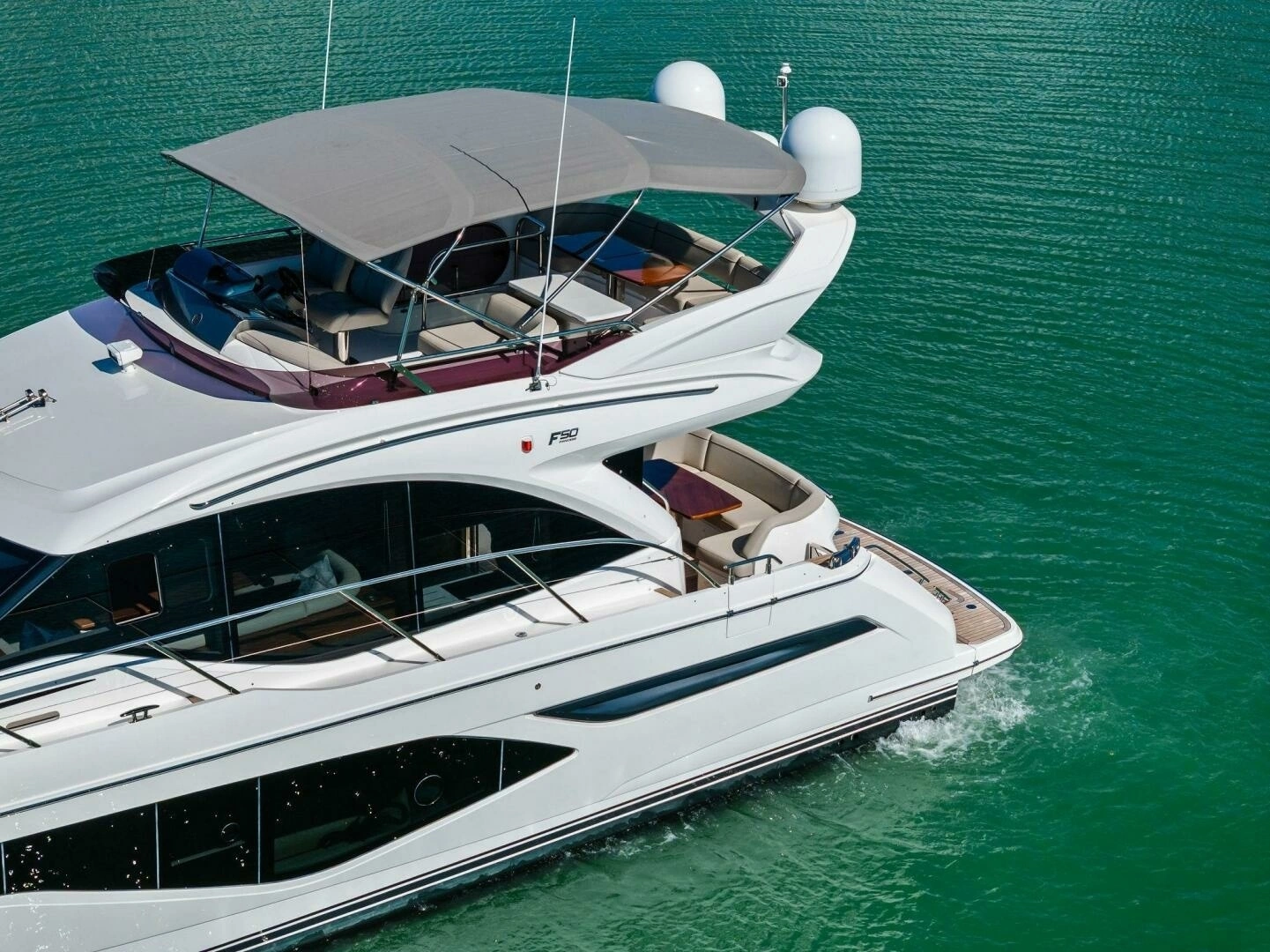 2023 Princess F50 - Image 11