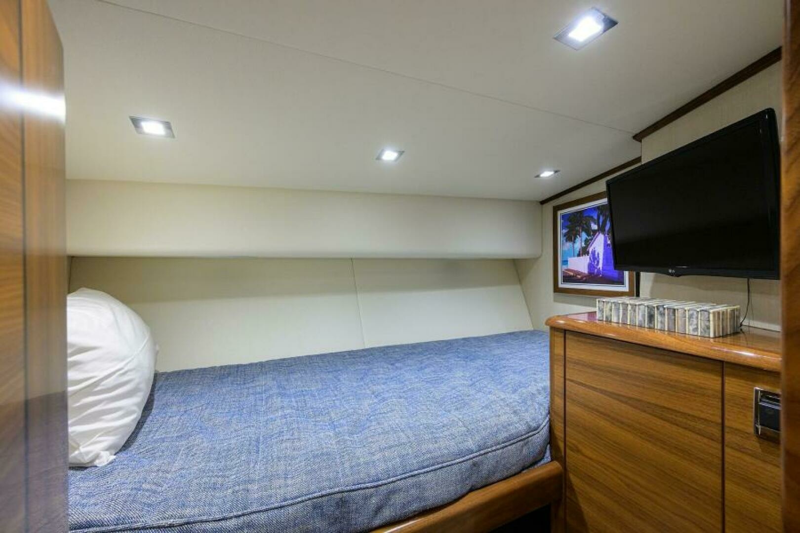 2023 Viking 64 Convertible - Image 28