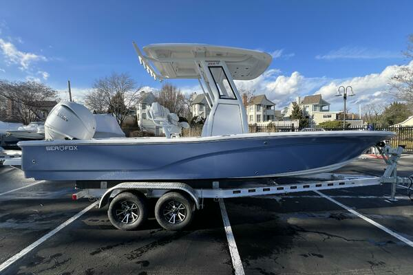2026 Sea Fox 251 Bay Fox