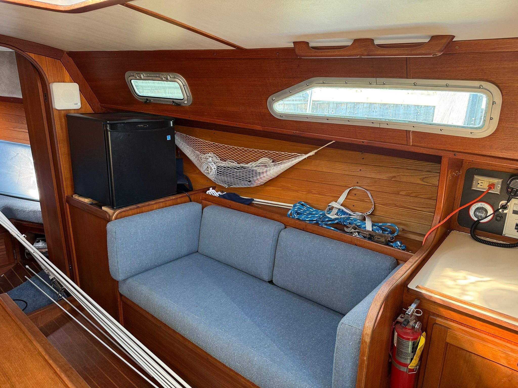 1988 Freedom 30 - 24