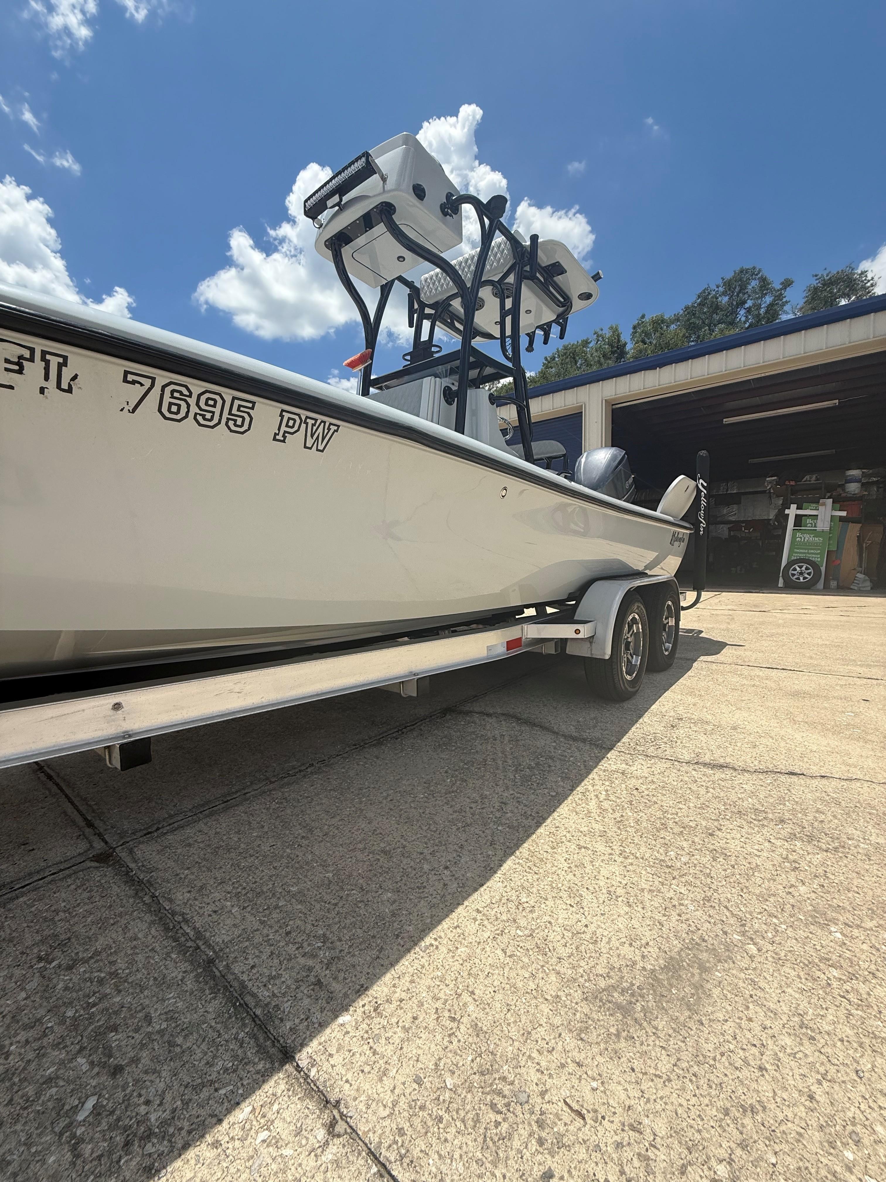 2015 Yellowfin 24 Bay - 4