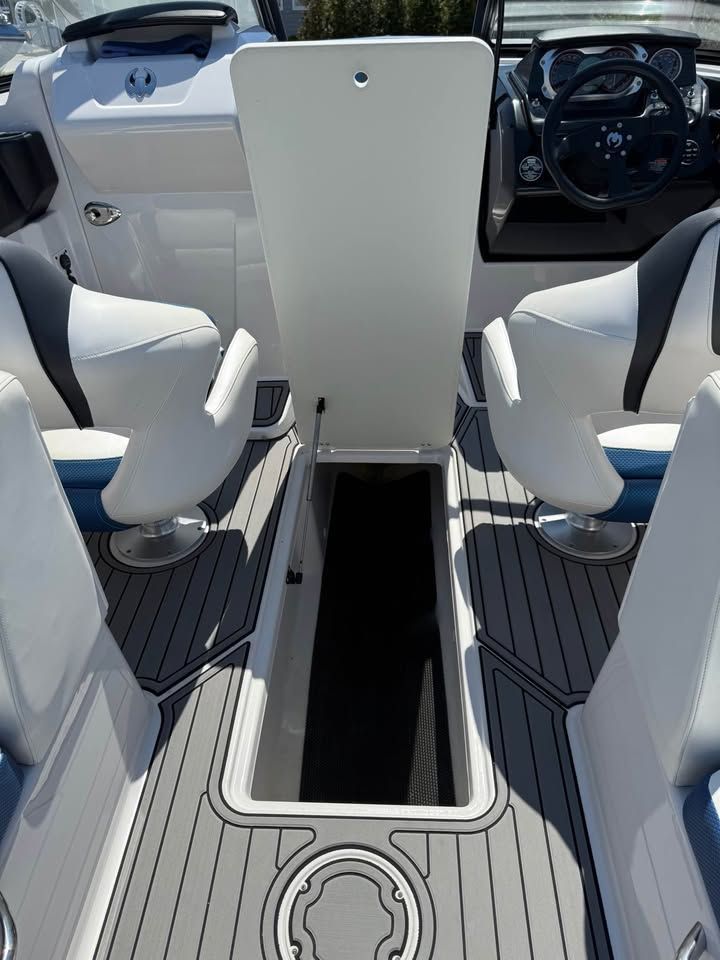 2019 Scarab 255 ID - 10