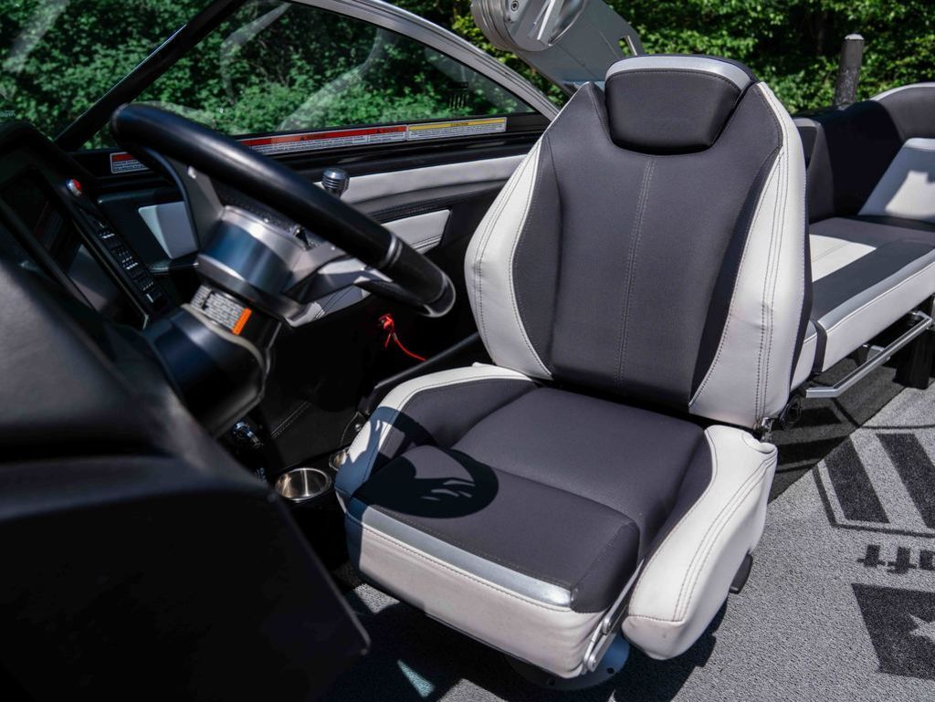 2018 MasterCraft XStar - 15